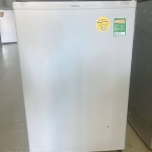 Tủ lạnh cũ TOSHIBA GR-V906VN 88 lít mới 95%