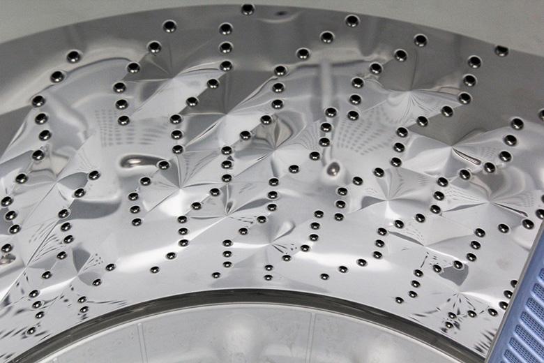 Lồng giặt Sazanami thiết kế dạng sóng làm từ thép không gỉ